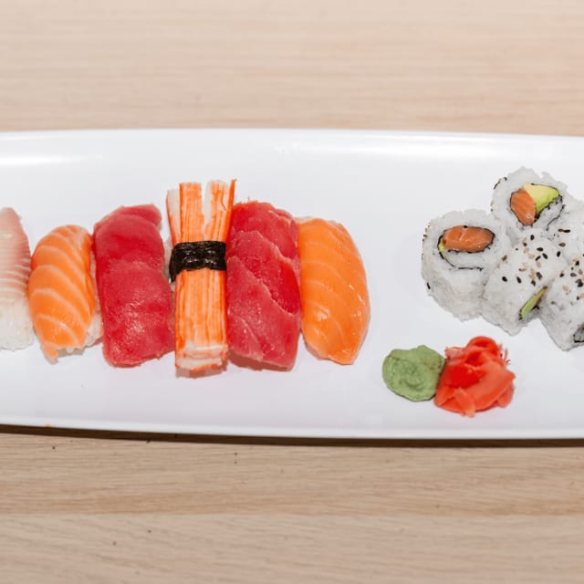 Sushi Combo.